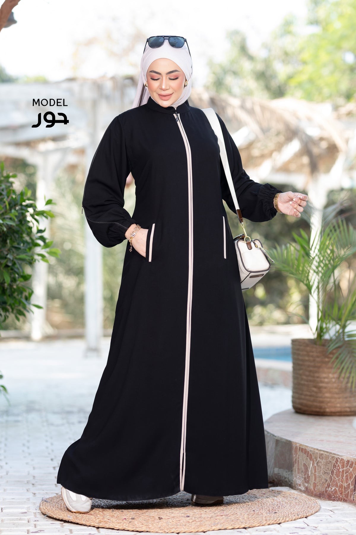 عباية حور